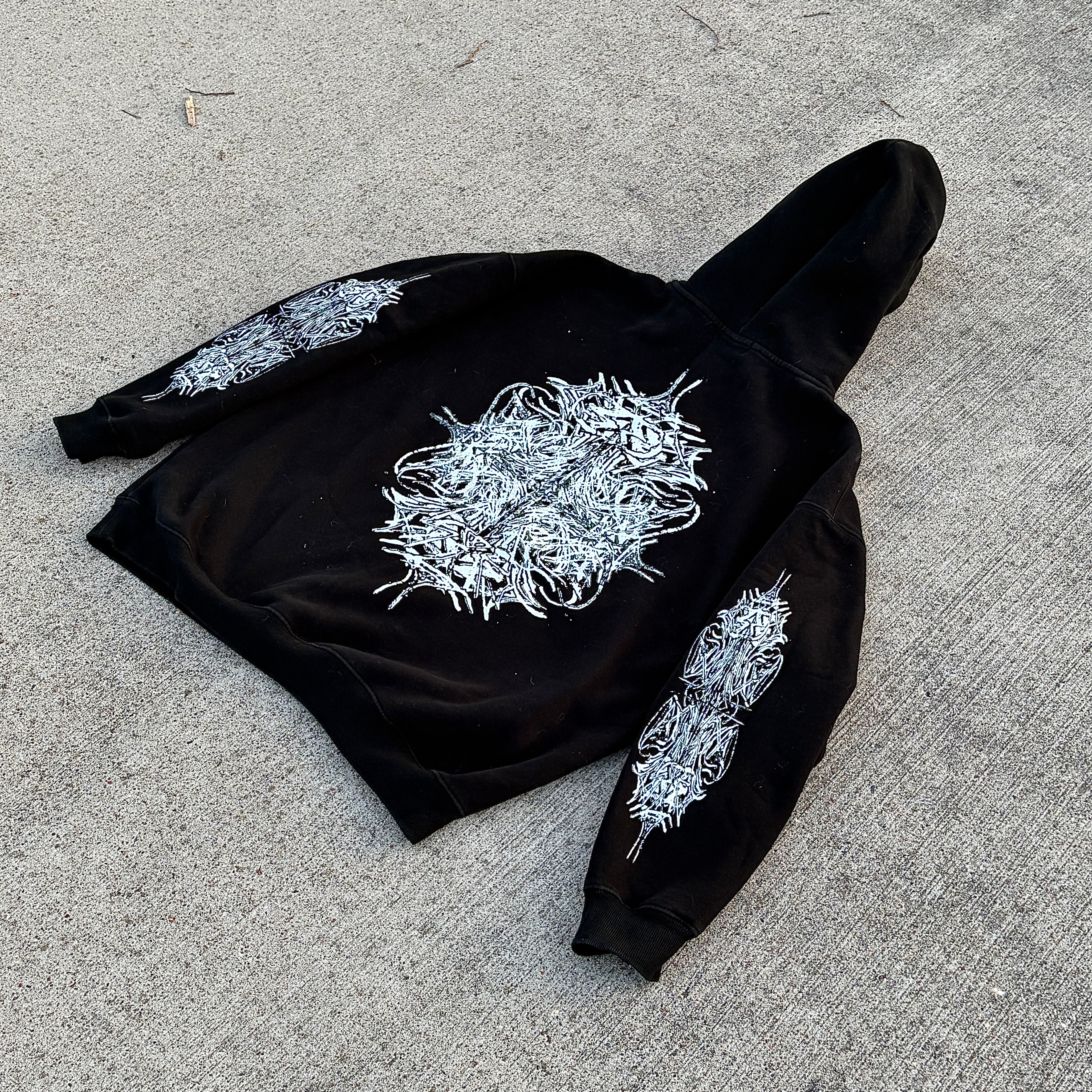 Signature Crossed 
Hoodie
