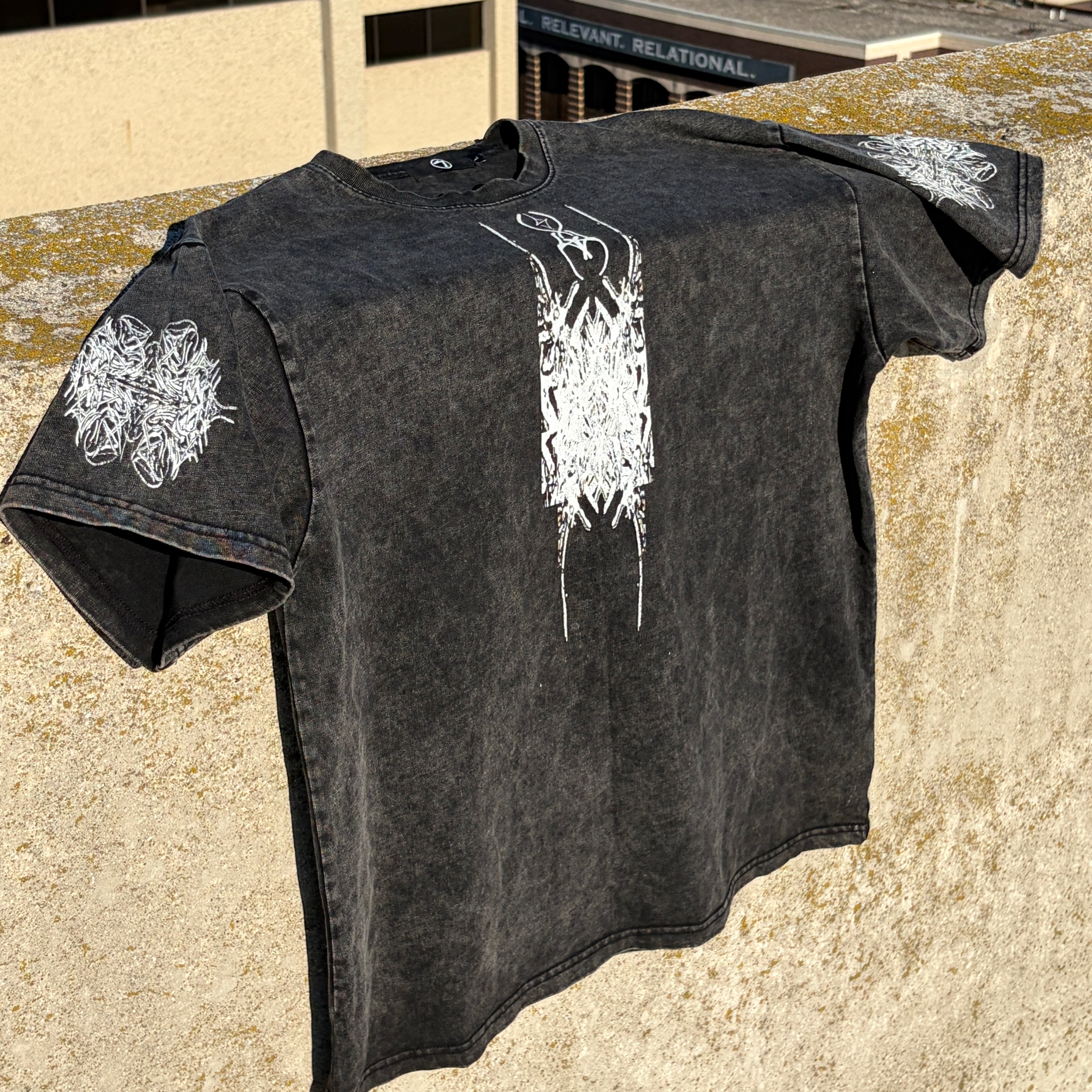 Signature Crossed 
Tee