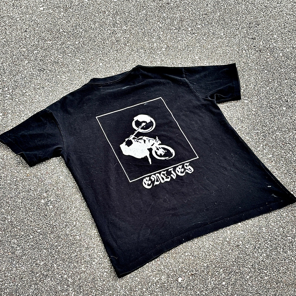 Emoto Styled 12 o'clock Scrape Tee