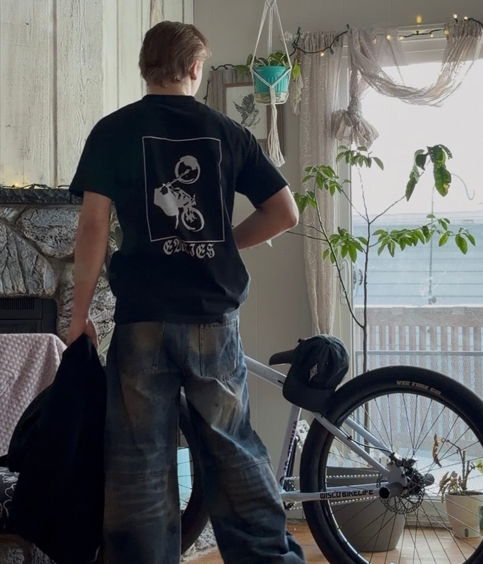 Emoto Styled 12 o'clock scrape tee