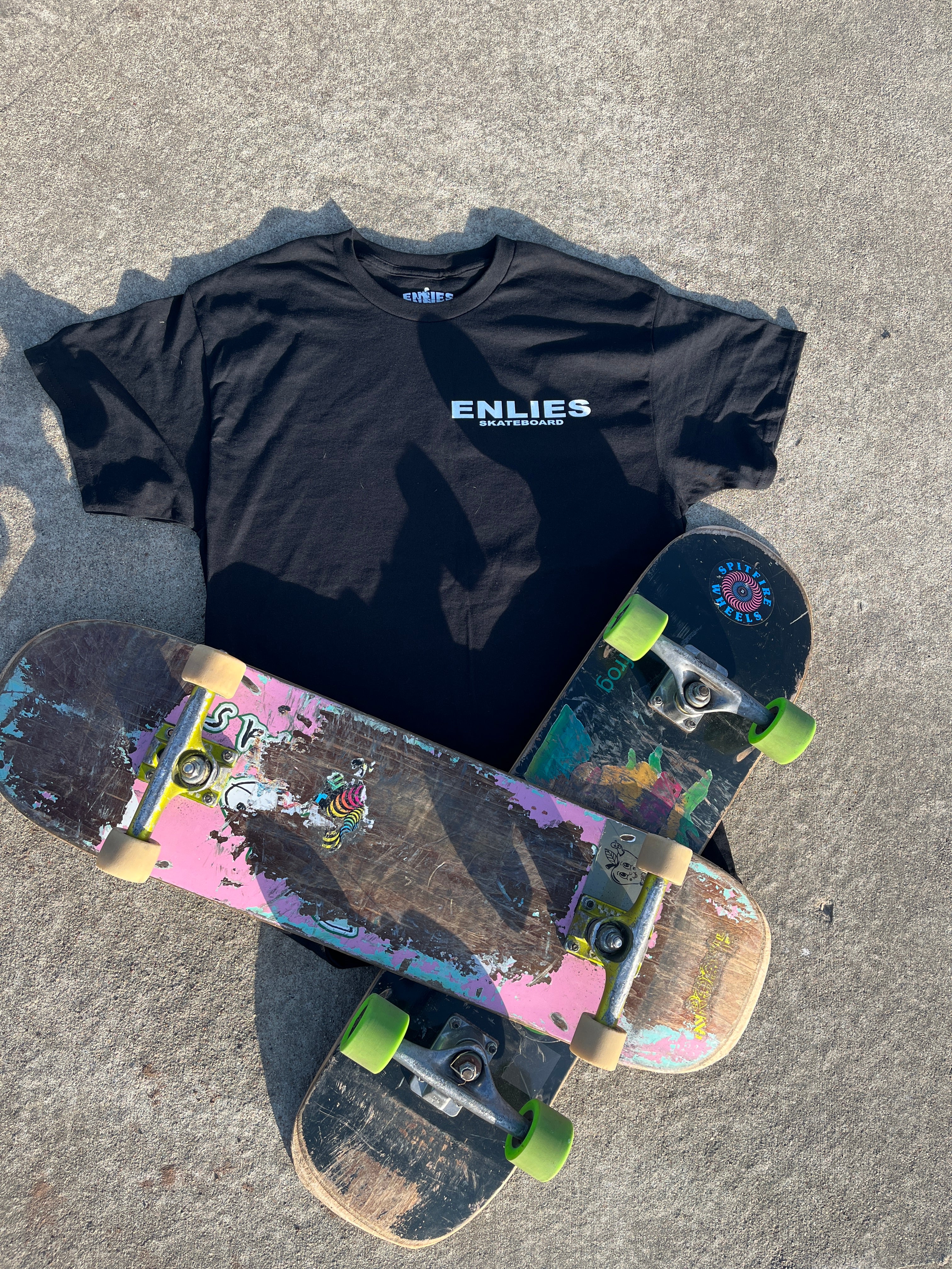Enlies Skateboard Tee