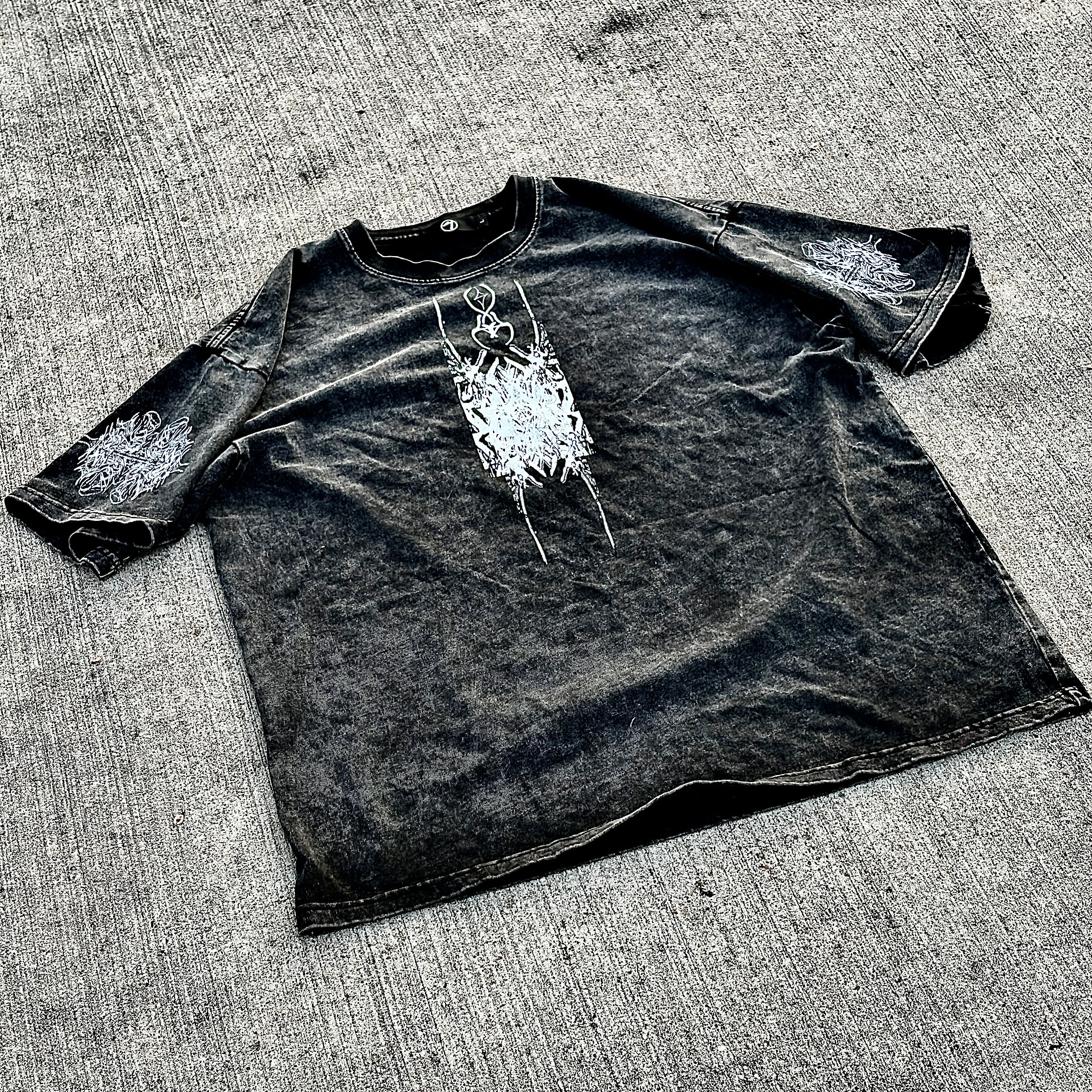 Signature Crossed 
Tee